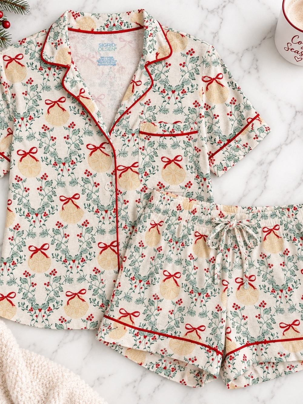 Sigrid Olsen Girls' Cream Holiday Ornament Short Pajama Set